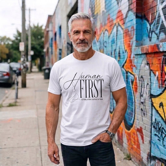 Koszulka Najpierw Człowiek - Human First